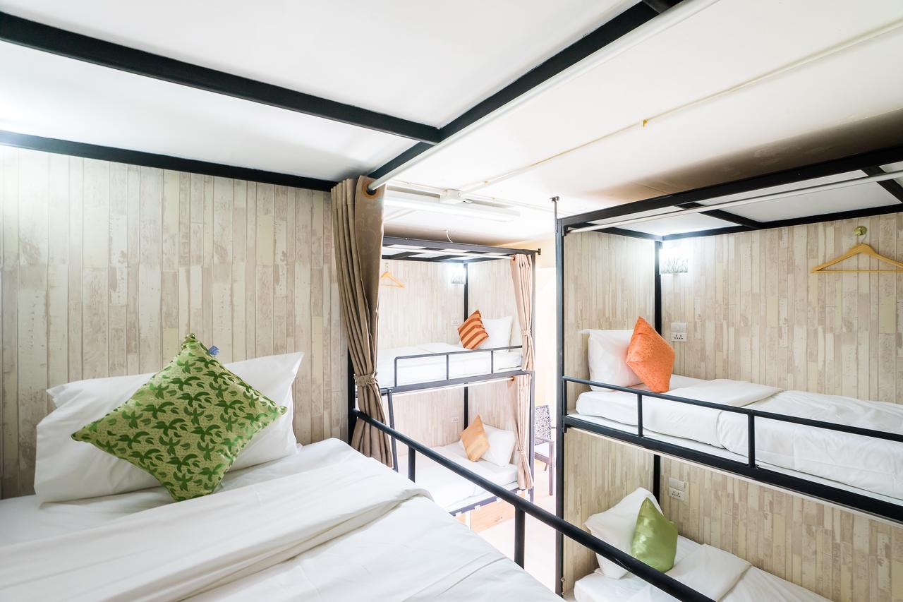 Hostel At Thonglor Бангкок Экстерьер фото